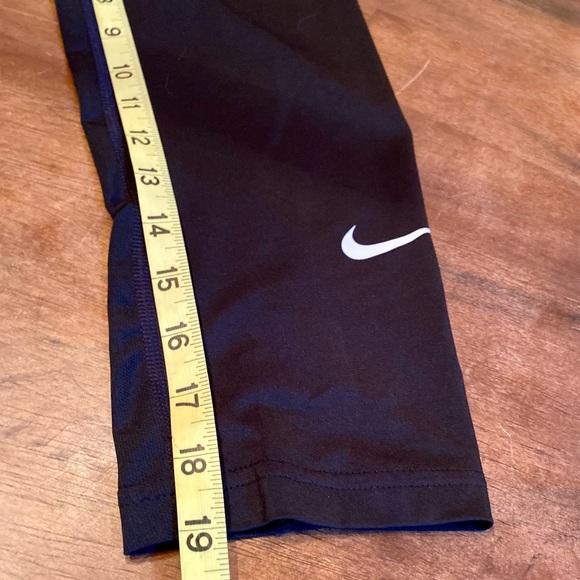 💥Nike Pro base layer capri length💥 NWOT - Picture 9 of 9